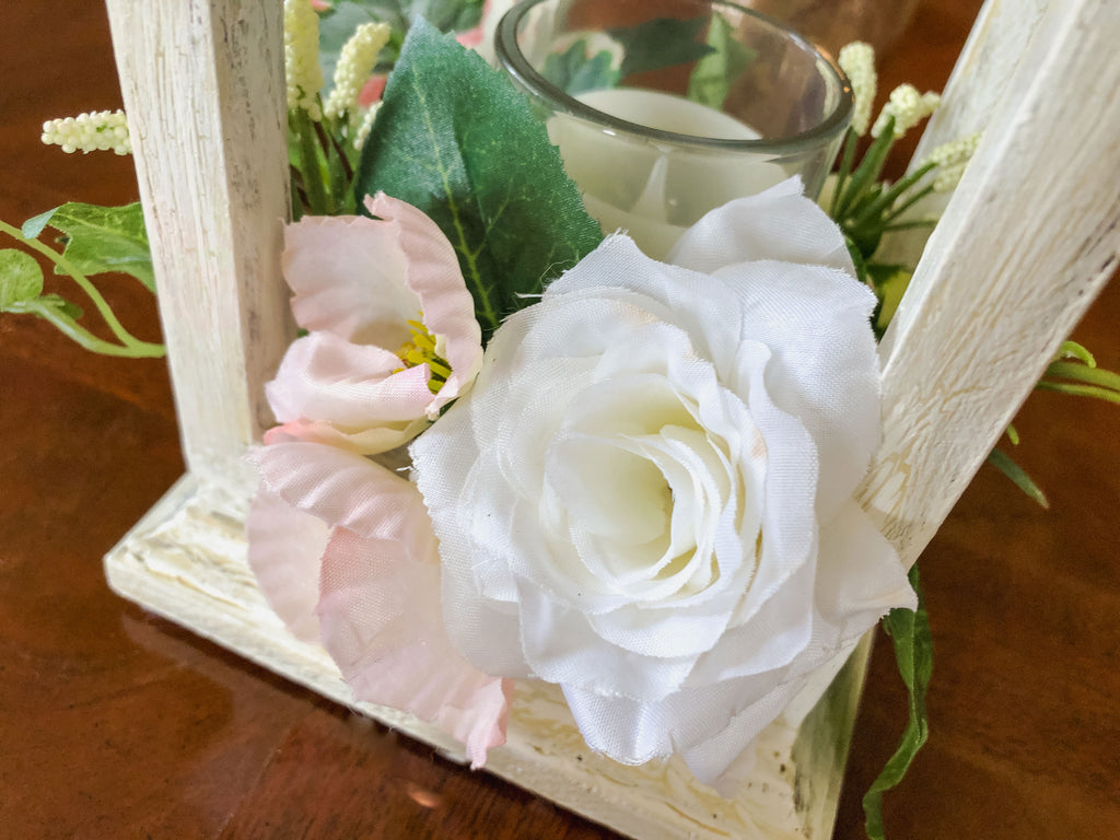 Summer florals wooden indoor lantern candleholder
